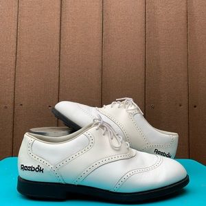 Vintage Reebok “White Saddle Oxford Golf Shoes” Womens sz. 9.5 (with spikes)